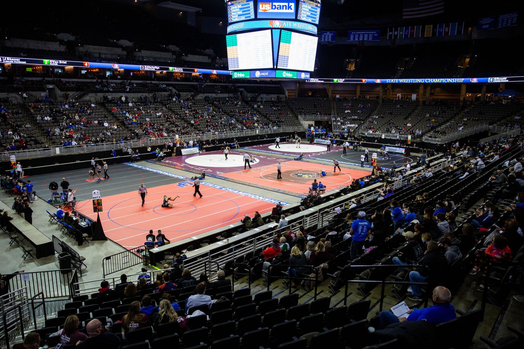 021821-owh-spo-statewrestling-ar05